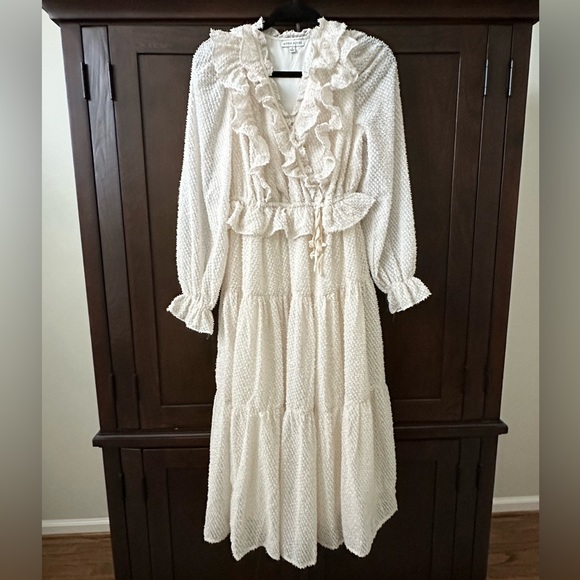 Moon River Dresses Moon River Cream Ruffle Midi Dress Poshmark